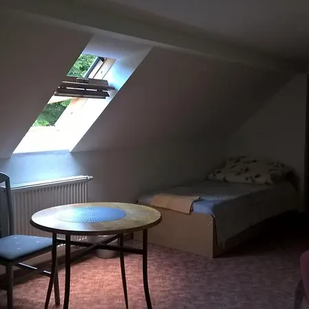 Guest house Zschirnsteinbaude *