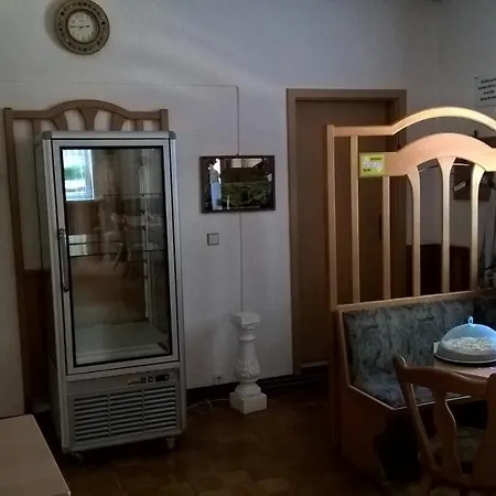 Gæstehus Zschirnsteinbaude 3*