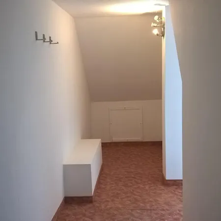 Gæstehus Zschirnsteinbaude 3*