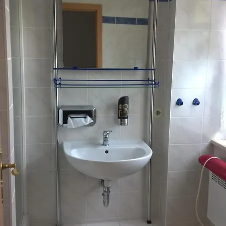 Gæstehus Zschirnsteinbaude 3*