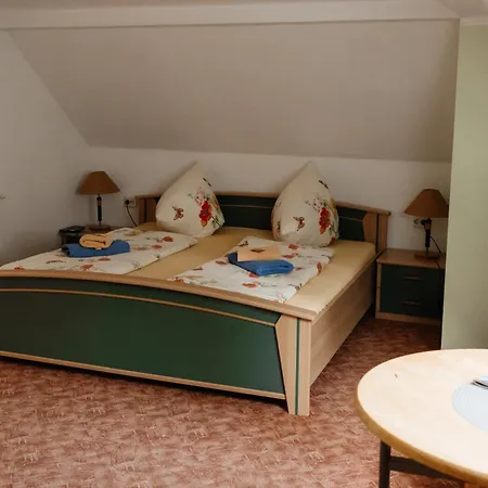 Zschirnsteinbaude 3*