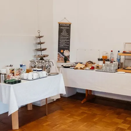 Zschirnsteinbaude Gæstehus Kleingiesshubel