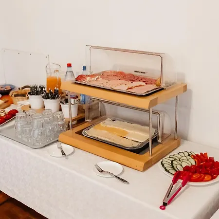 Zschirnsteinbaude Kleingiesshubel